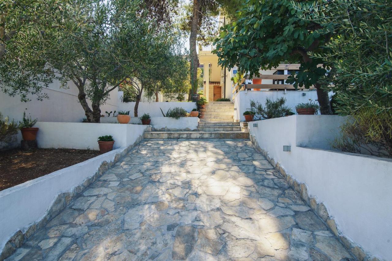 Villa Bua - Beautiful Seafront Apartments Трогир Экстерьер фото